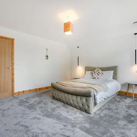 Glebe House 度假居 *