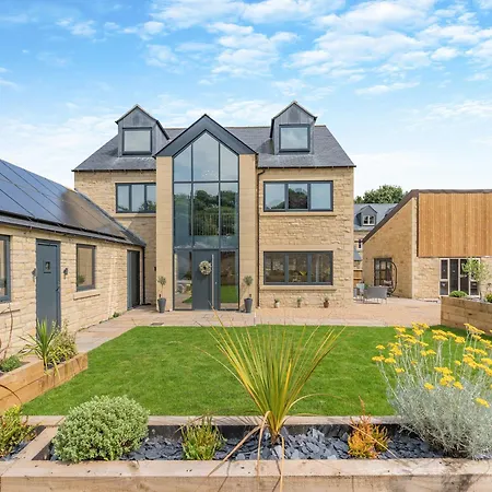 Glebe House Feriehus *